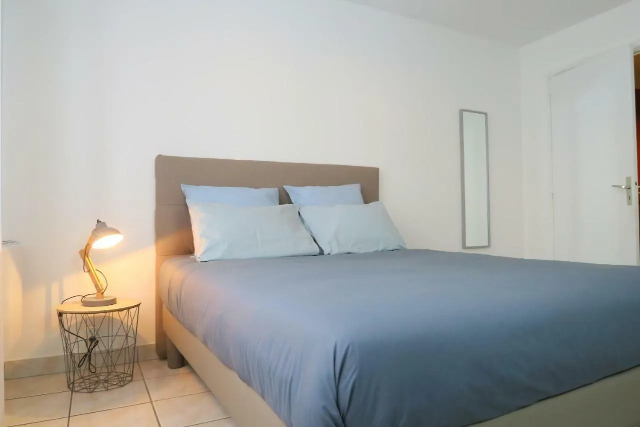 Class Appart, Centre Ville, Au Calme Lorient Apartment